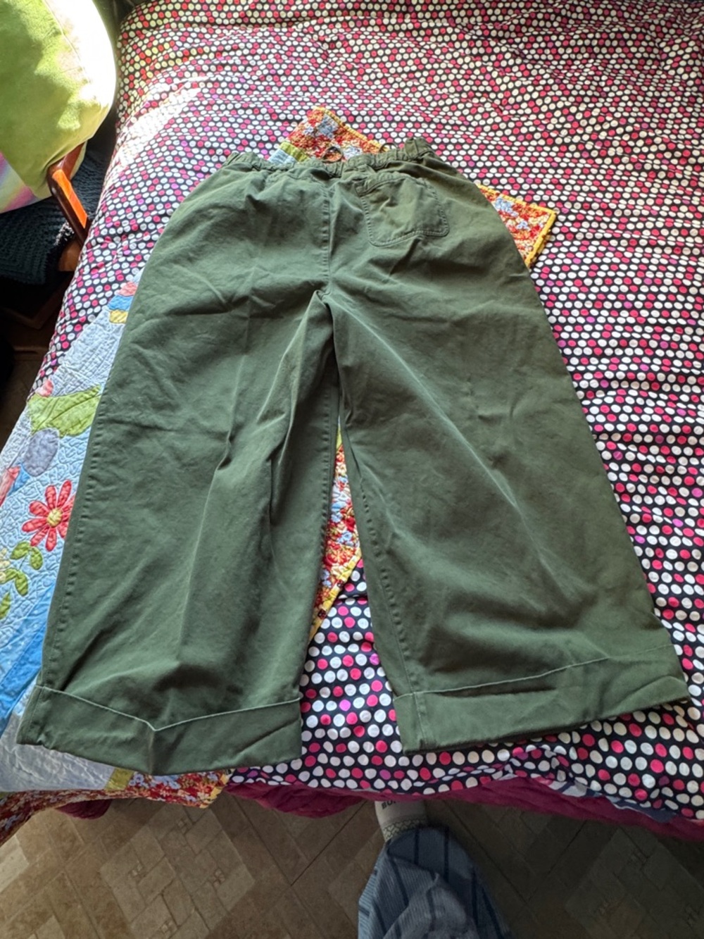 ๐ Free People Olive Wide-Leg Cotton Trousers - Picture 2 of 6